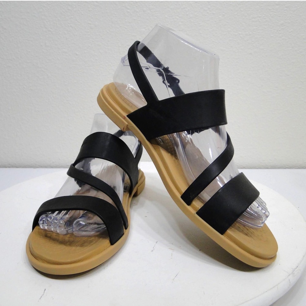 Crocs Tulum Strappy Sandal Black Tan Asymmetrical Straps Womens 7 Flat 206107